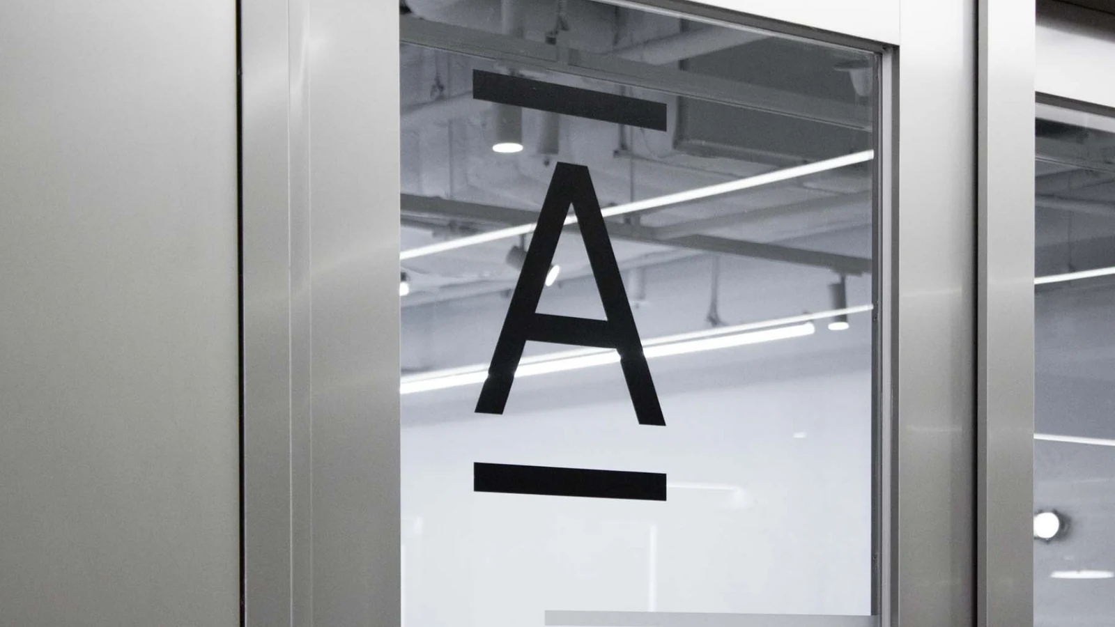 Portier Brand Experience Design, Duedance